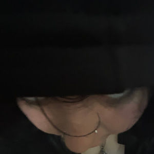 Meet your Posher, Adela